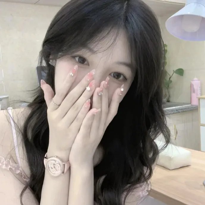 四月的女儿